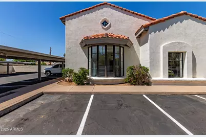 4202 N 32nd Street #F, Phoenix, AZ 85018 - Photo 1