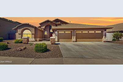 4553 E Desert Sands Drive, Chandler, AZ 85249 - Photo 1