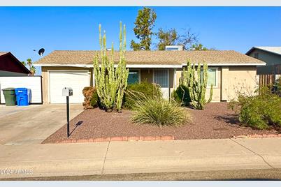 17842 N 34th Drive, Phoenix, AZ 85053 - Photo 1