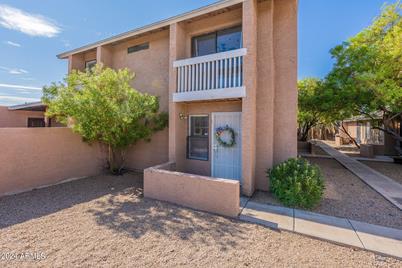 2837 E Tracy Lane #1, Phoenix, AZ 85032 - Photo 1