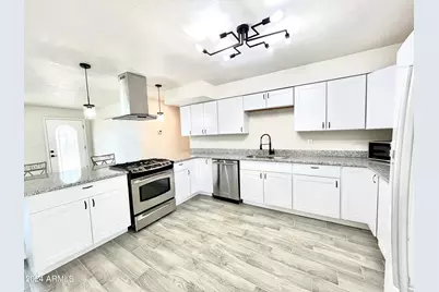 8829 W Mulberry Drive, Phoenix, AZ 85037 - Photo 1