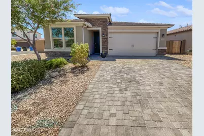 7633 W Kerby, Phoenix, AZ 85043 - Photo 1