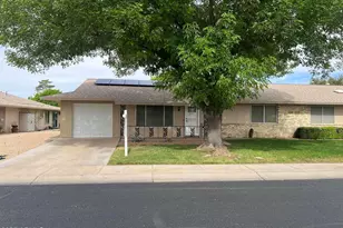 19202 N Signal Butte Cir, Sun City, AZ 85373 - Photo 1