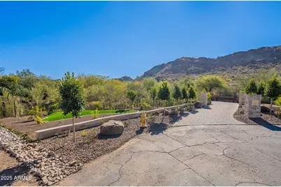 7423 N 62nd, Paradise Valley, AZ 85253 - Photo 1