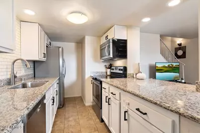 1213 E Lawrence, Phoenix, AZ 85020 - Photo 1