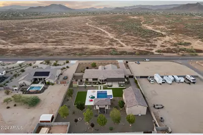 21 W Cloud, Phoenix, AZ 85086 - Photo 1