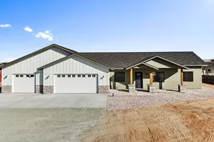 593 N Rd 1, Chino Valley, AZ 86323 - Photo 1