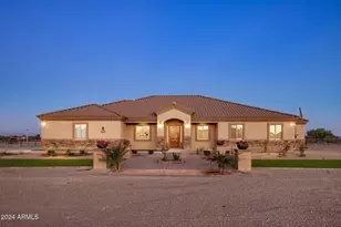 28847 N Royce Rd, San Tan Valley, AZ 85144 - Photo 1