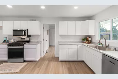 332 W Palo Verde, Superior, AZ 85173 - Photo 1