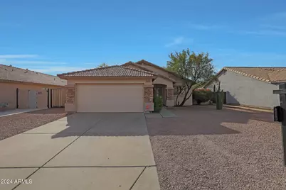 8841 W Minnezona, Phoenix, AZ 85037 - Photo 1