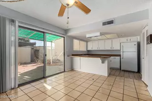 8106 N 31st Dr, Phoenix, AZ 85051 - Photo 9