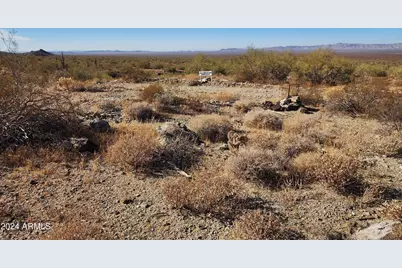 66000 Powerline Road #-, Wenden, AZ 85357 - Photo 1