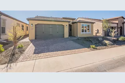 389 E Bracciano Avenue, Queen Creek, AZ 85140 - Photo 1