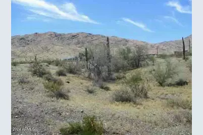 2500 W Sunrise Drive #-, Phoenix, AZ 85041 - Photo 1