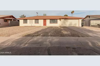 4822 W Pinchot, Phoenix, AZ 85031 - Photo 1