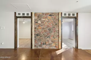 8340 E Thomas Rd, Scottsdale, AZ 85251 - Photo 23