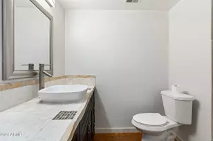 8340 E Thomas Rd, Scottsdale, AZ 85251 - Photo 35