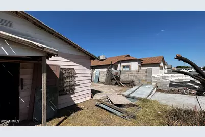 3110 E Mobile Lane, Phoenix, AZ 85040 - Photo 1
