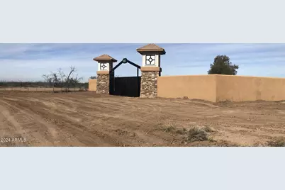 4420 W Court Drive #1, Eloy, AZ 85131 - Photo 1