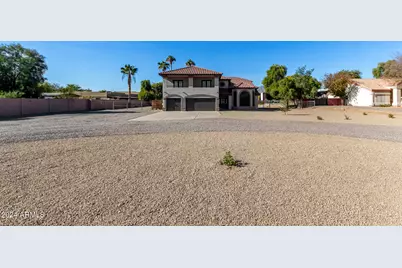 7030 N 181st Avenue, Waddell, AZ 85355 - Photo 1
