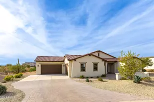562 N Sun Rd, Apache Junction, AZ 85119 - Photo 1