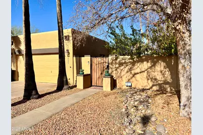 1424 E Kerry, Phoenix, AZ 85024 - Photo 1