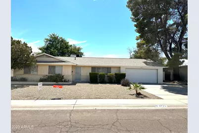 2921 E Shangri La, Phoenix, AZ 85028 - Photo 1