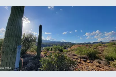 32995 S Maggie Mine Road, Black Canyon City, AZ 85324 - Photo 1