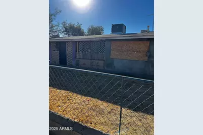 299 N Fresno Street, Chandler, AZ 85225 - Photo 1