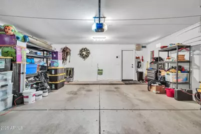 20219 N 33rd Place, Phoenix, AZ 85050 - Photo 31