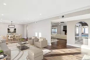 9412 N 33rd Way, Phoenix, AZ 85028 - Photo 1