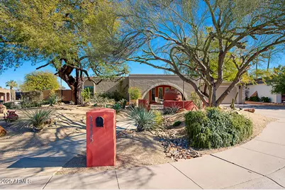 3315 E Malapai, Phoenix, AZ 85028 - Photo 1