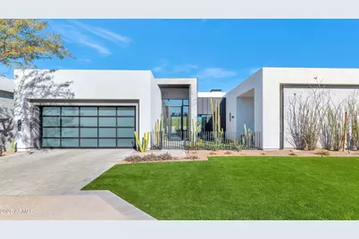 6826 E Joshua Tree, Paradise Valley, AZ 85253 - Photo 1