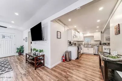 105 1/2 S Central, Globe, AZ 85501 - Photo 1