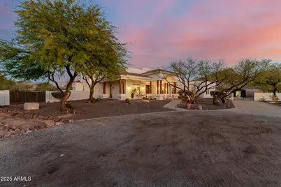 12 W Wildfield Road, New River, AZ 85087 - Photo 1