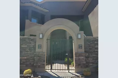 7027 N Scottsdale, Paradise Valley, AZ 85253 - Photo 1