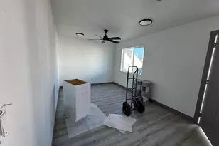 6630 S 11th St, Phoenix, AZ 85042 - Photo 17