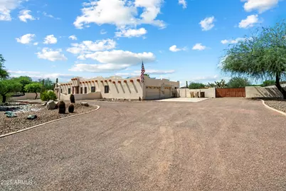 7110 W Villa Lindo Drive, Peoria, AZ 85383 - Photo 1