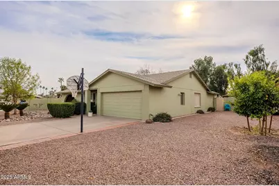 2711 W Evans, Phoenix, AZ 85053 - Photo 1