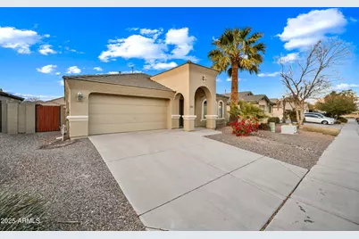 20 W Cooper Canyon, San Tan Valley, AZ 85143 - Photo 1