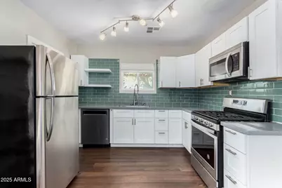 1934 E Brill, Phoenix, AZ 85006 - Photo 1