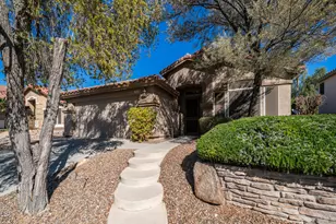 1022 E Hiddenview, Phoenix, AZ 85048 - Photo 1