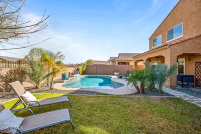 2404 E Gillcrest Road, Gilbert, AZ 85298 - Photo 1