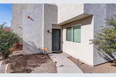 2820 E Tracy Lane #1, Phoenix, AZ 85032 - Photo 1
