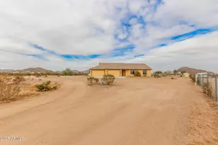 1600 W Ivar, San Tan Valley, AZ 85144 - Photo 1