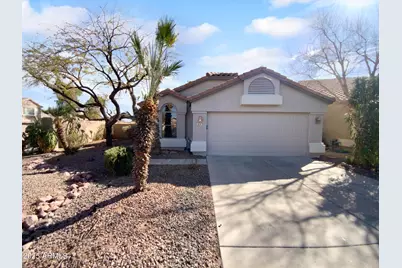 829 E Compass, San Tan Valley, AZ 85143 - Photo 1