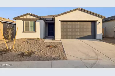 2370 E Wagon Wheel, San Tan Valley, AZ 85140 - Photo 1