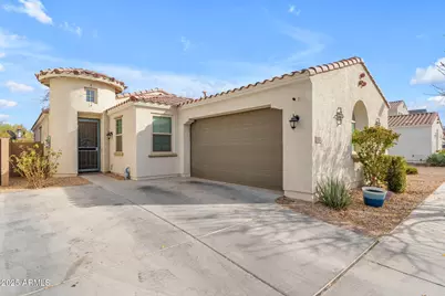 5637 S 29th, Phoenix, AZ 85040 - Photo 1