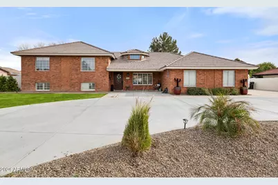 9505 S Kenneth, Tempe, AZ 85284 - Photo 1