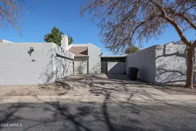 2113 N Squire, Tempe, AZ 85288 - Photo 1